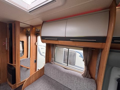 Auto-Trail Mohawk 12