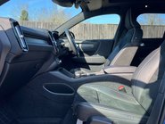 Volvo XC40 RECHARGE T5 R-DESIGN 3