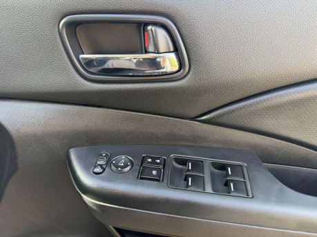 Honda CR-V 2.0 i-VTEC SR Auto 4WD Euro 5 5dr 22