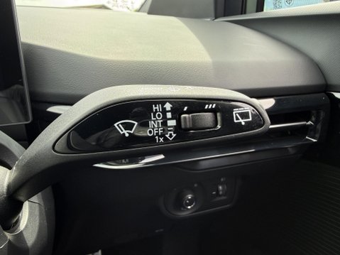 MG MG4 64kWh XPOWER Hatchback 5dr Electric Auto 4WD (Dual Motor) (435 ps) 35