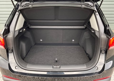 MG ZS 1.5 HYBRID+ TROPHY 11