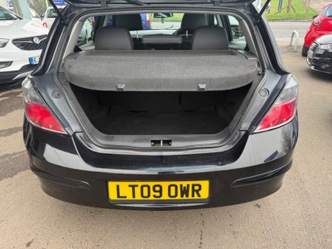 Vauxhall Astra 1.9 CDTi 16v Elite 5dr 17