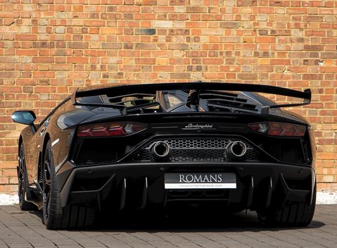 Lamborghini Aventador SVJ LP 770-4 3