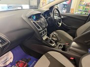 Ford Focus 1.0T EcoBoost Zetec S Euro 5 (s/s) 5dr 30