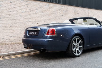 Rolls-Royce Dawn 16