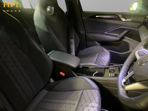 Volkswagen Tiguan 1.5 TSI eHybrid 19.7kWh R-Line SUV 5dr Petrol Plug-in Hybrid DSG Euro 6 (s/ 11