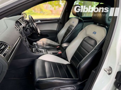 Volkswagen Golf 2.0 Golf R DSG 4WD 5dr 46