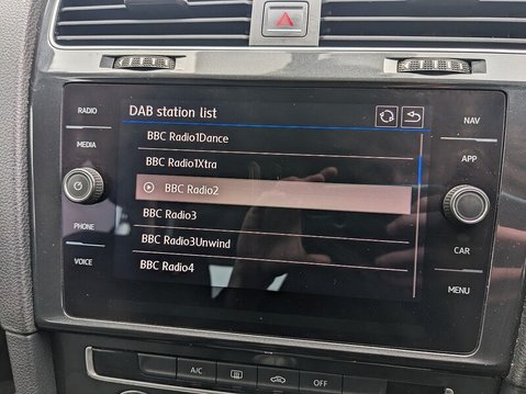 Volkswagen Golf SE NAVIGATION TSI BLUEMOTION TECHNOLOGY 26