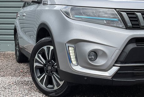 Suzuki Vitara SZ5 BOOSTERJET MHEV