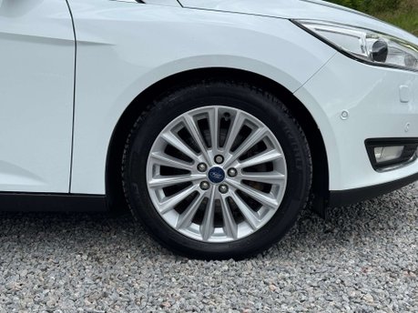 Ford Focus 1.5 Focus Titanium X 5dr 14