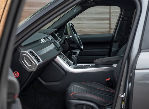 Land Rover Range Rover Sport 3.0 SDV6 URBAN 20