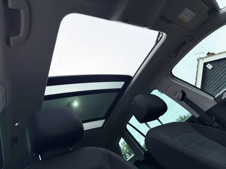 Volkswagen Tiguan 2.0 TDI SEL DSG 4Motion Euro 6 (s/s) 5dr 3
