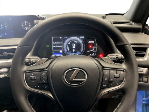Lexus Ux 300e 54.3kWh SUV 5dr Electric Auto (204 ps) Air Con - Alloys - DAB Radio 13