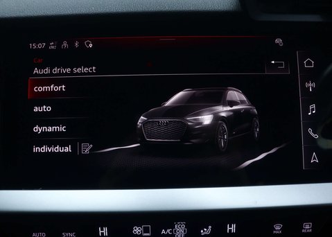 Audi A3 1.0 A3 Sportback 30 TFSI MHEV S Line Semi-Auto 5dr 27