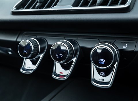 Audi R8 V10 Spyder 21