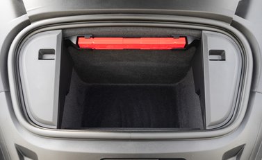 Porsche Taycan Turbo S 40