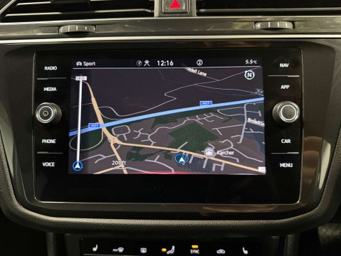 Volkswagen Tiguan 2.0 Tiguan Elegance TDI DSG Auto 5dr 25