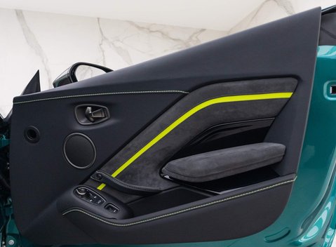 Aston Martin Vantage F1 Edition Roadster 18