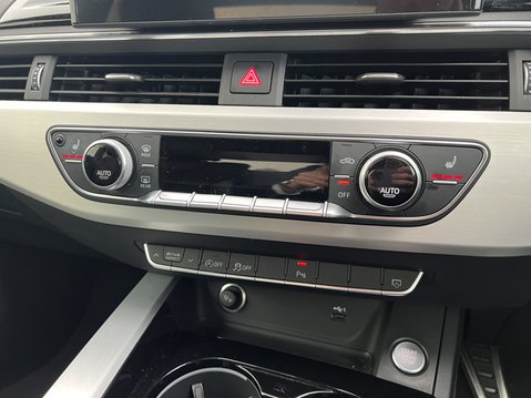 Audi A5 2.0 TFSI 35 S line Coupe 2dr Petrol S Tronic Euro 6 (s/s) (150 ps) 2 owners 25
