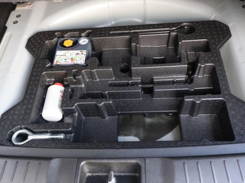 Suzuki Vitara 1.4 Boosterjet MHEV SZ5 Euro 6 (s/s) 5dr 23