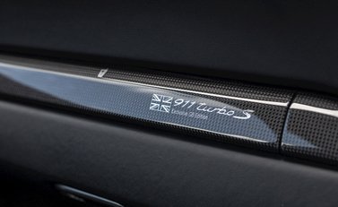Porsche 911 Turbo S GB Edition (991) 22