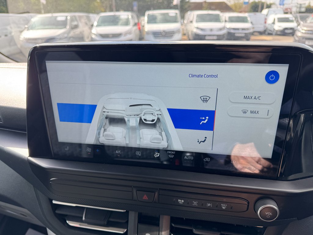 2024 Ford Transit CustomSWB L1H1 Low Roof Limited 300 Air Con Alloys Sensors EURO 6 — thumbnail 38 of 51