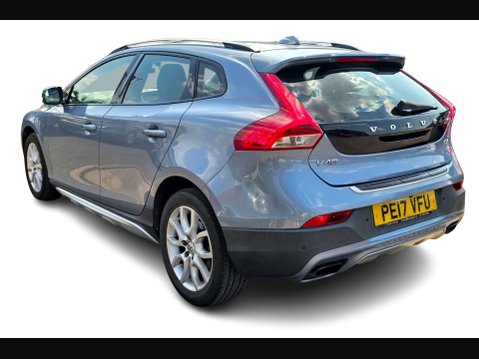 Volvo V40 2.0 V40 Cross Country Professional D3 5dr 3