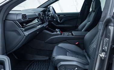 Lamborghini Urus SE 26