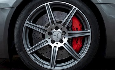 Mercedes-Benz SLS AMG Roadster 12