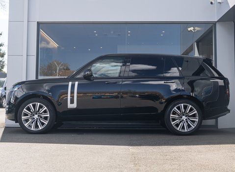 Land Rover Range Rover D350 AUTOBIOGRAPHY LWB 3