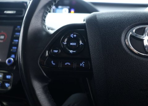 Toyota Prius 1.8 VVT 8.8kWh Business Edition Plus Hatchback 5dr Petrol Plug-in Hybrid CV 36