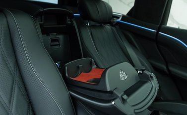 Mercedes-Benz GLS 600 Maybach 17