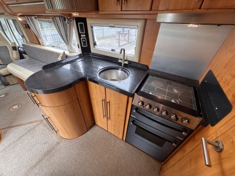 Auto-Trail Grande Frontier 34