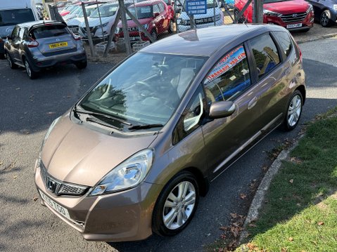 Honda Jazz I-VTEC ES PLUS AUTO 32
