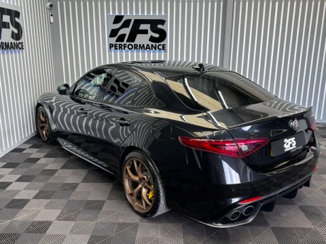 Alfa Romeo Giulia 2.9 V6 Bi-Turbo Quadrifoglio Saloon 4dr Petrol Auto Euro 6 (s/s) (510 ps) 30
