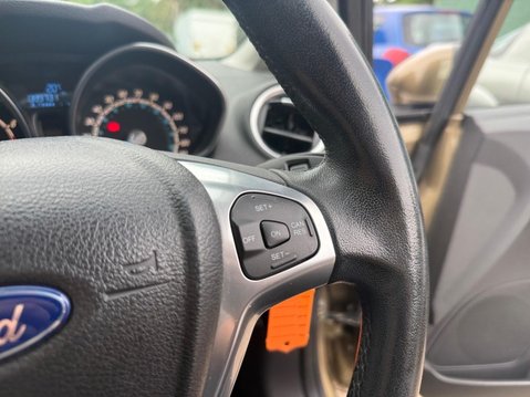 Ford Fiesta 1.0T EcoBoost Titanium Euro 5 (s/s) 5dr 21