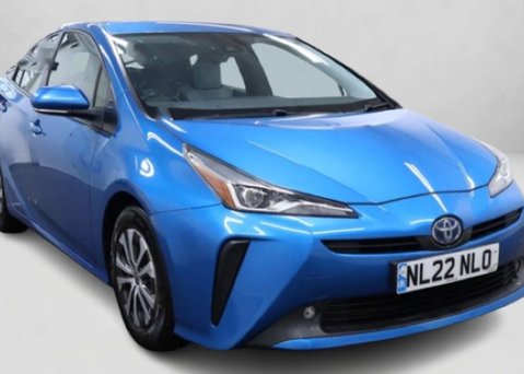 Toyota Prius 1.8 VVT-h GPF Business Edition Hatchback 5dr Petrol Hybrid CVT Euro 6 (s/s) 1