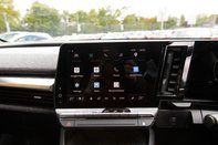 Renault Megane ICONIC 24