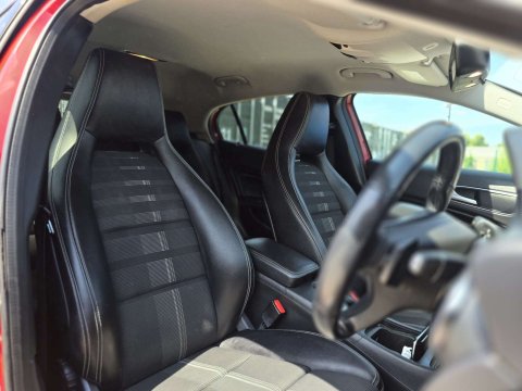 2019 Mercedes-Benz GLA thumbnail 21