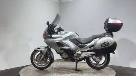 Honda NT650V Deauville 650 2005 ONLY 11K MOT CLEAN EXAMPLE 650CC COMMUTER TOURER BIKE 4