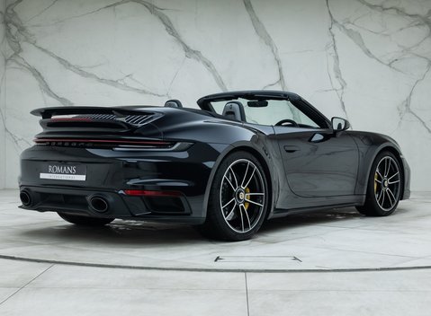 Porsche 911 Turbo S Cabriolet (992) 6
