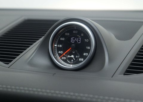 Porsche Macan 3.0 Macan S Semi-Auto 4WD 5dr 39