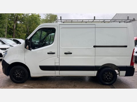 Nissan NV400 2.3 dCi 33 SE Panel Van 5dr Diesel Manual FWD L1 H1 Euro 5 (125 bhp) 17