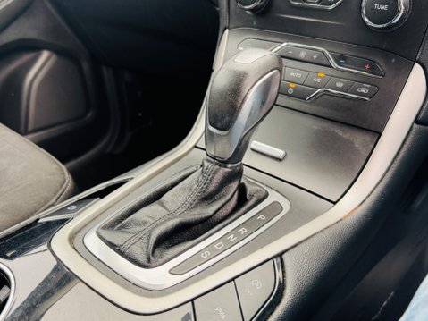 Ford Galaxy 2.0 TDCi Zetec MPV 5dr Diesel Powershift Euro 6 (s/s) (150 ps) 23