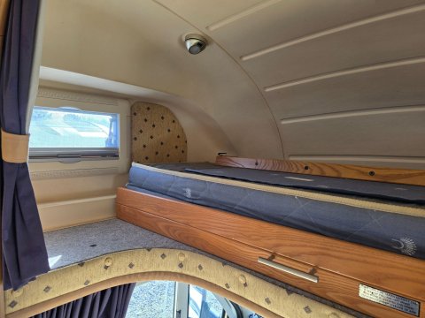 Auto-Trail Chieftain Motor Home 33