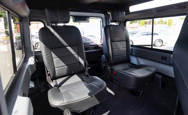 Land Rover Defender 90 Landmark 13