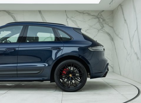 Porsche Macan GTS 35