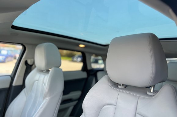 Land Rover Range Rover Evoque 2.2 SD4 PURE TECH PANORAMIC ROOF 24