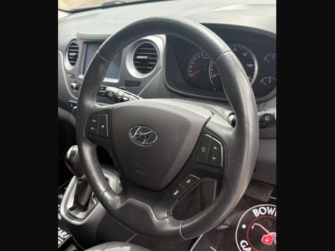 Hyundai i10 1.2 i10 Premium SE Auto 5dr 21