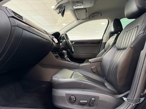 Skoda Superb 2.0 TDI Laurin & Klement DSG Euro 6 (s/s) 5dr 79